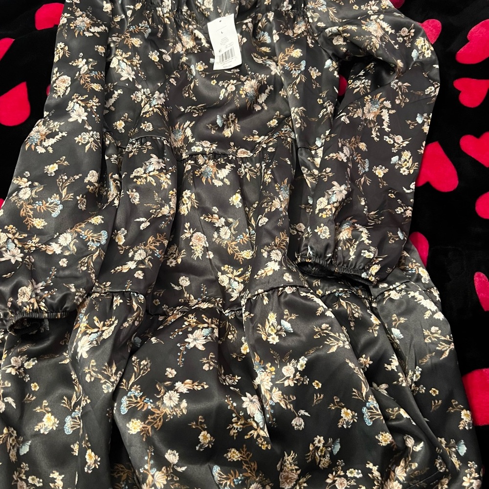 New with tags! Silky and beautiful